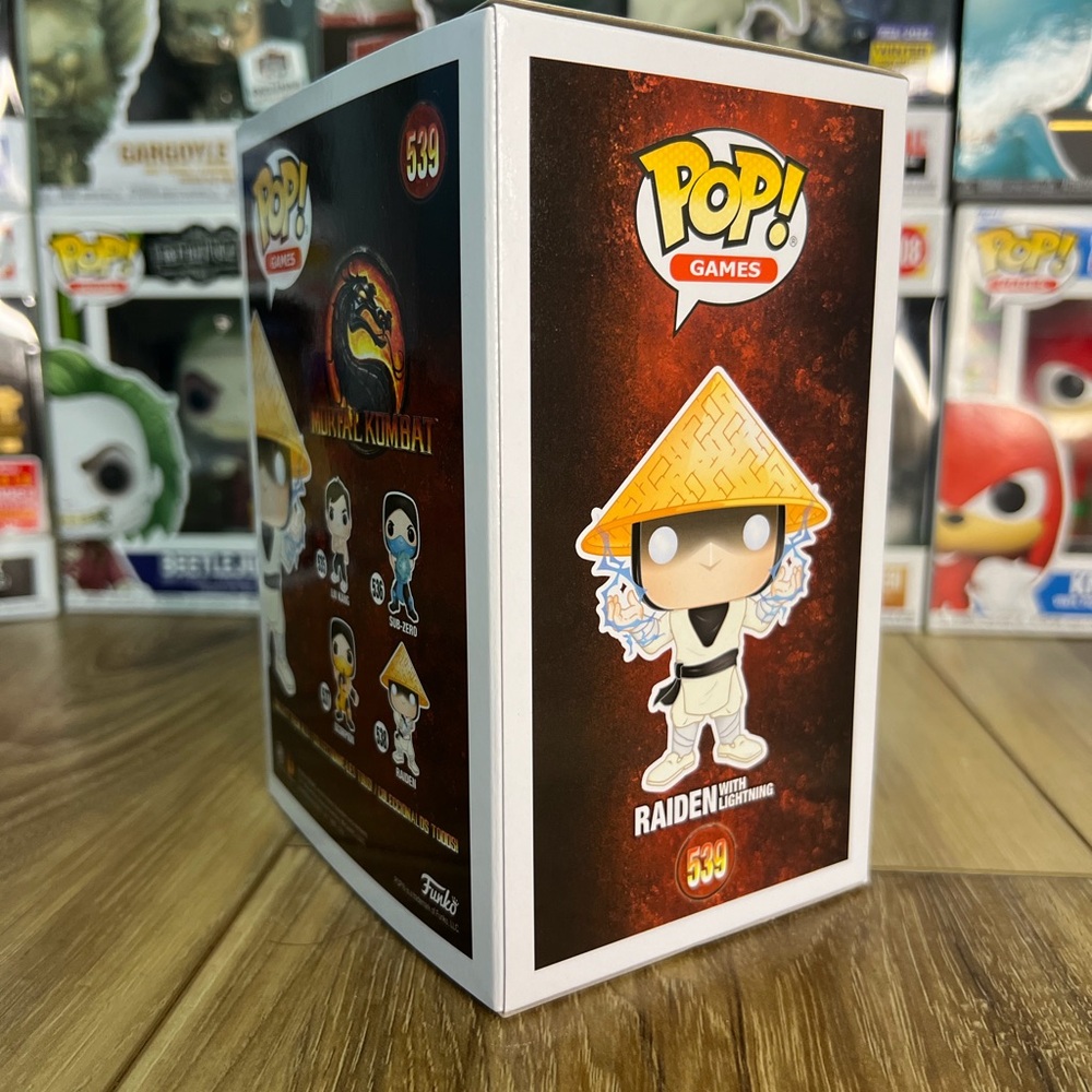 Funko Pop! Games Raiden with Lightning - Picture 3 of 4